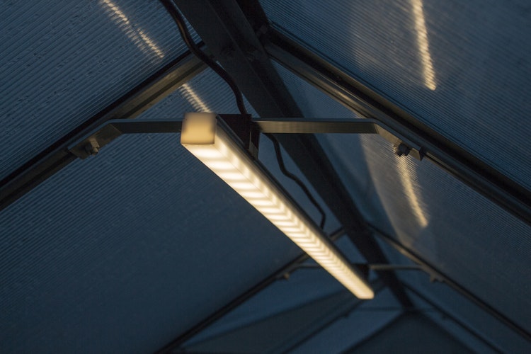 Vitavia LED-Leiste lang (30 LEDs) mit USB-Zugang