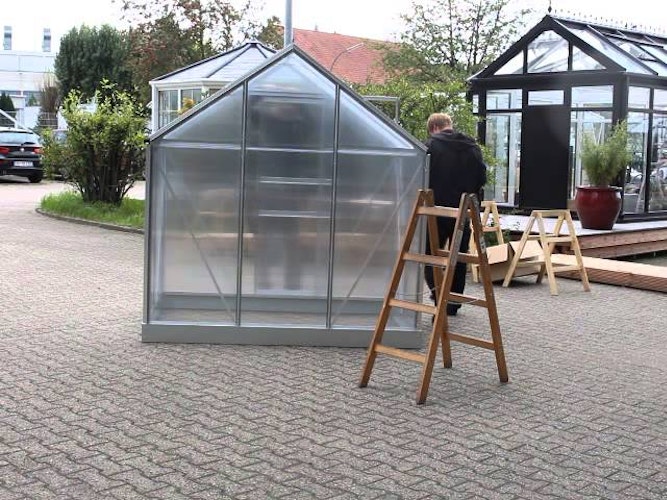 Vitavia Gewächshaus Eris 3800 inkl. 1 Dachfenster, Regenrinnen, Stahlfundamentrahmen - 3,8 m² Vitavia Gewächshaus Eris 3800 inkl. 1 Dachfenster, Regenrinnen, Stahlfundamentrahmen - 3,8 m²